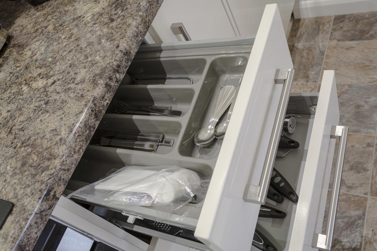 1 Bed Apt Sleeps 4 Лутон Экстерьер фото